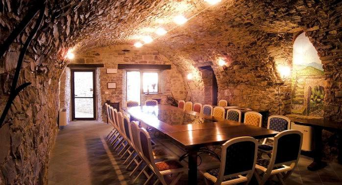 Borgo Casale Pensionat Albareto  Exteriör bild